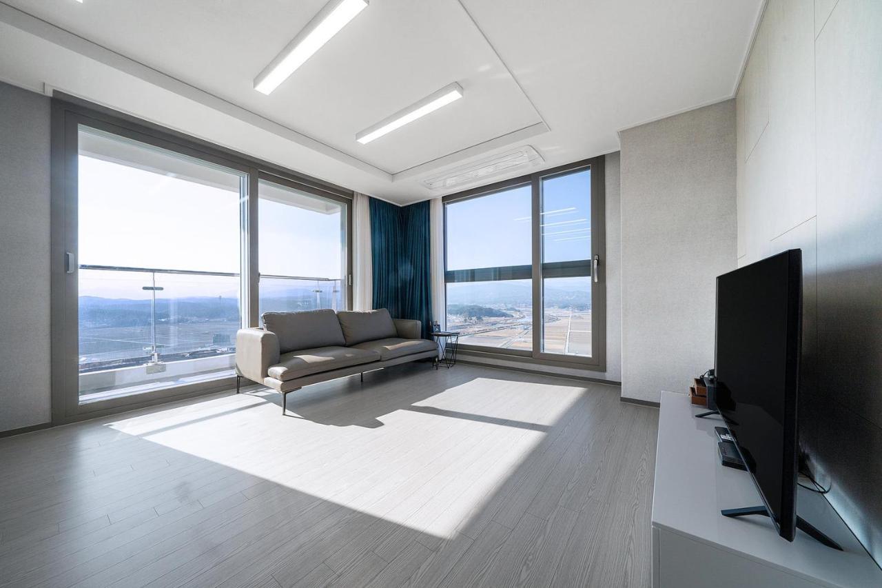 Gangneung Chonpines Ocean Suites Hotel Esterno foto