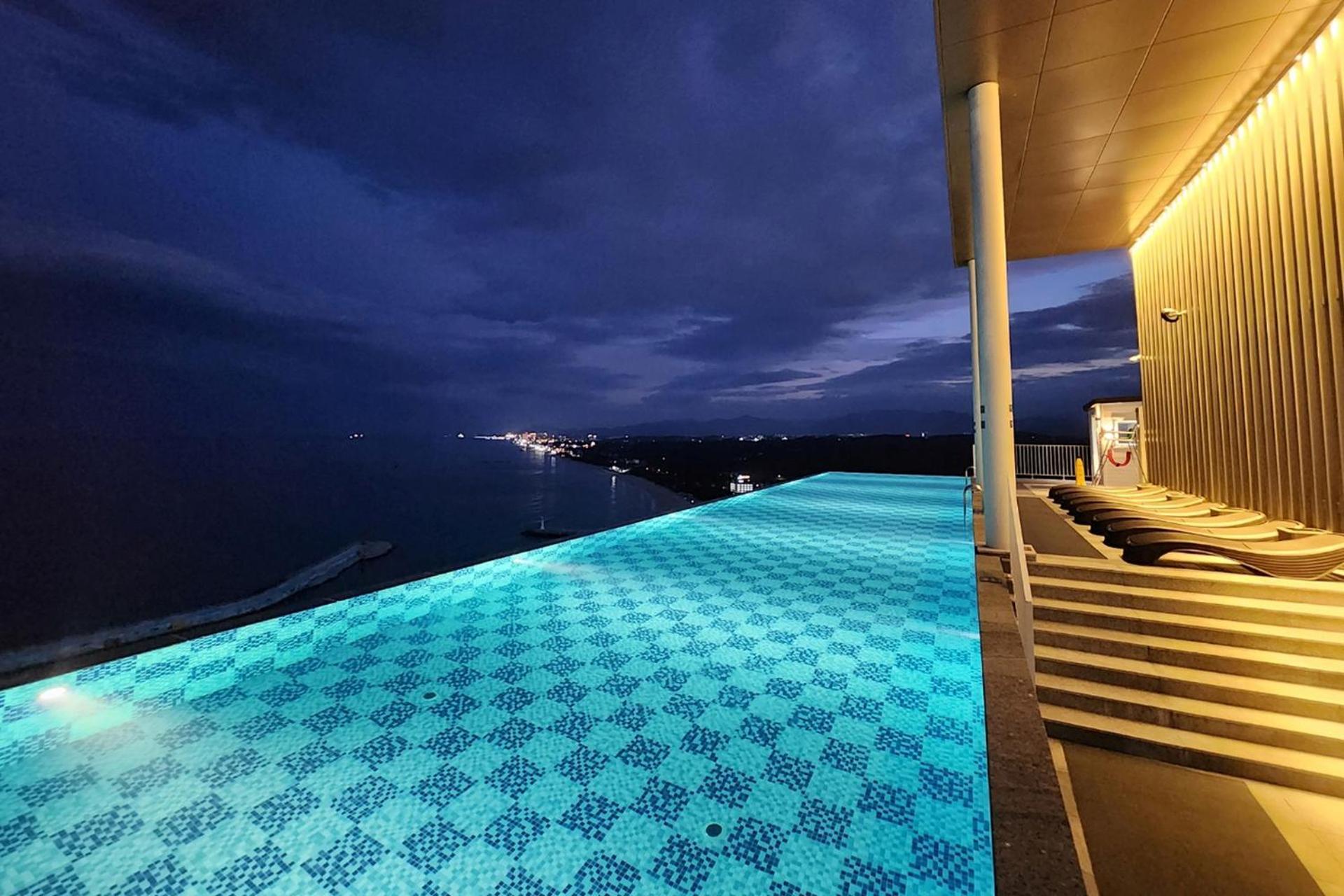 Gangneung Chonpines Ocean Suites Hotel Esterno foto