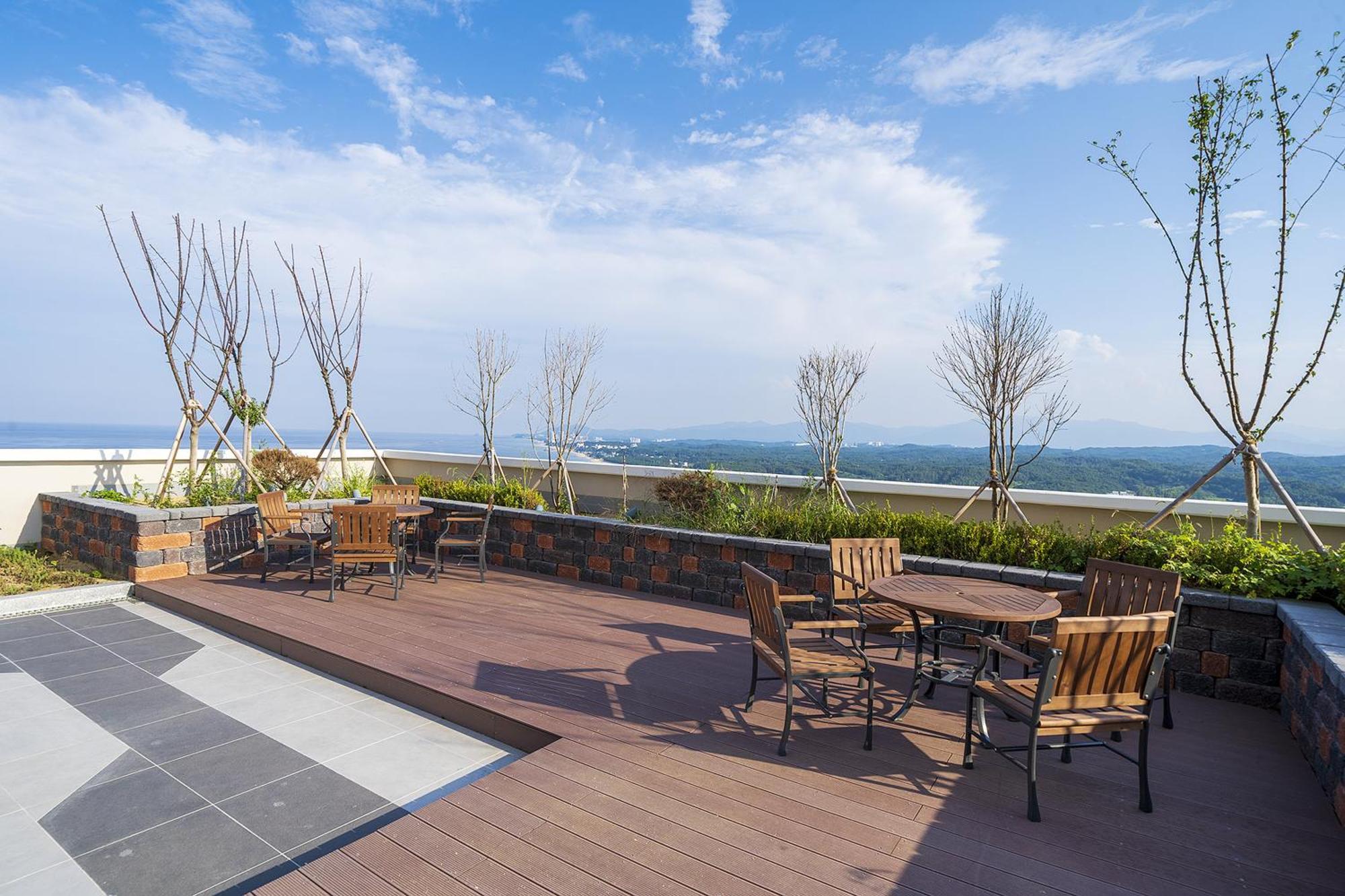 Gangneung Chonpines Ocean Suites Hotel Esterno foto