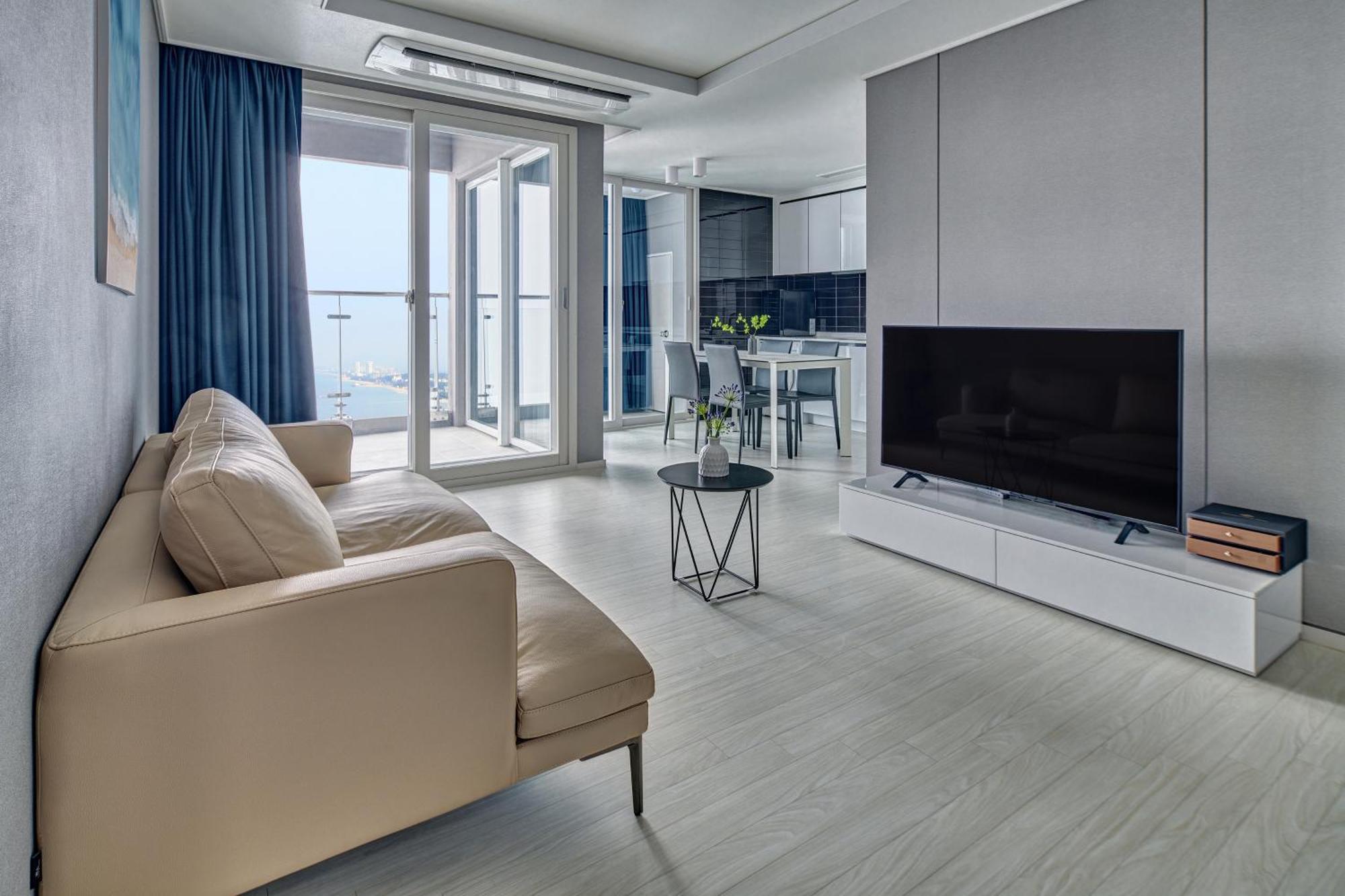 Gangneung Chonpines Ocean Suites Hotel Esterno foto